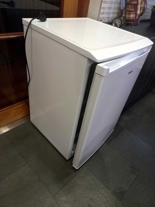Frigorifico Teka/ semi NOVO