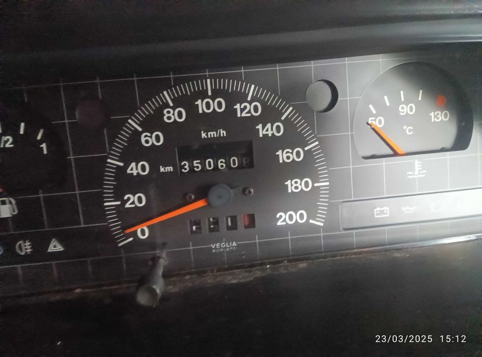 carro fiat tipo bem estimado