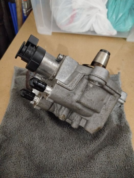 Bomba alta pressão BMW N47 318d