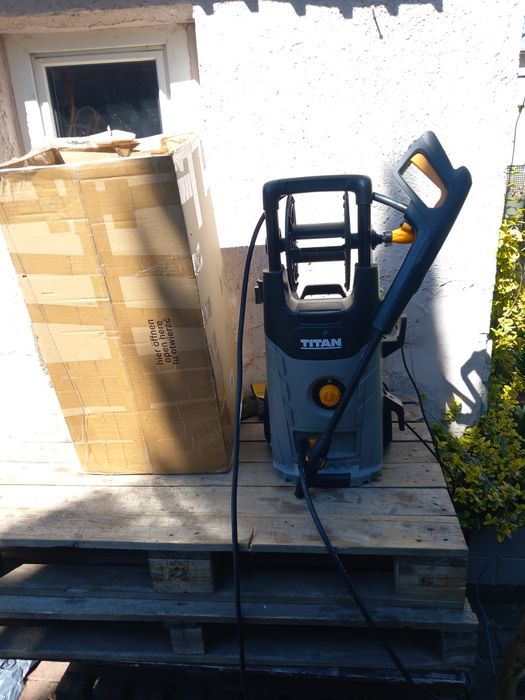 Myjka Ciśnieniowa Titan 2200W 150 BAR TTB2200PRW