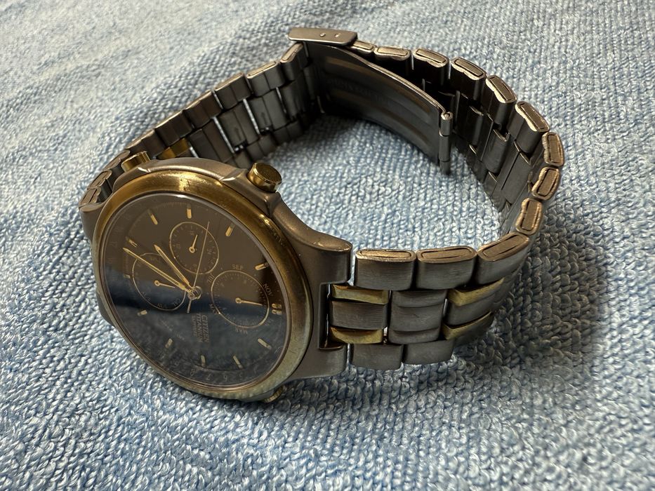 CITIZEN Titanium SAPPHIRE  Chronograph 6850