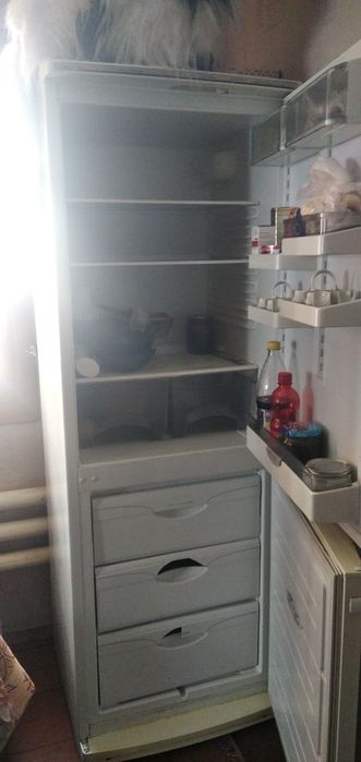 Продам холодильник Атлант