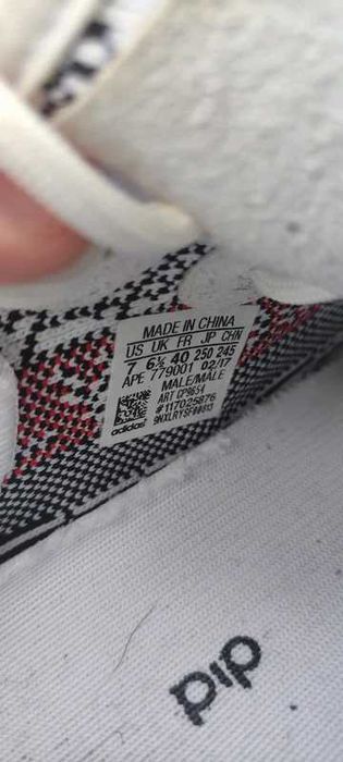 Adidas Yeezy Boost 350 V2 Zebra