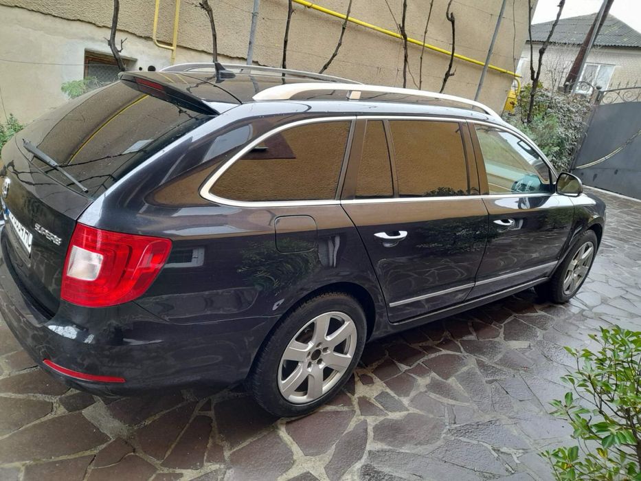 Skoda SuperB DSG 2011