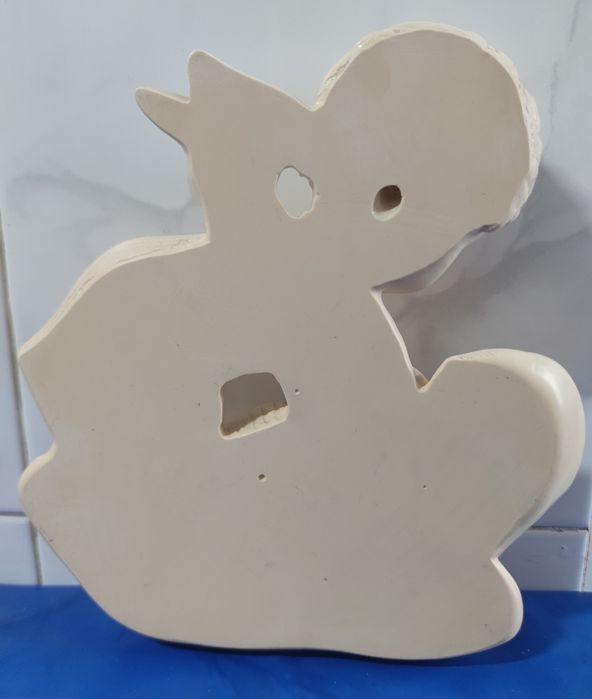 Escultura de Anjos em Cerâmica Pesada – Peça Decorativa