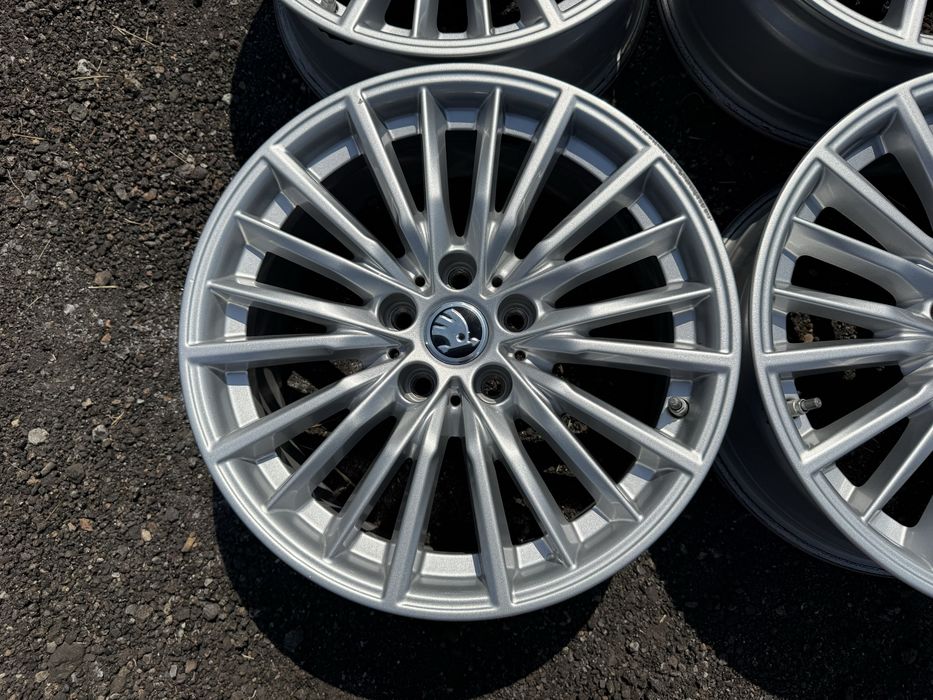 Диски R17 5*112 Skoda Audi Volkswagen Mercedes з датчиками тиску