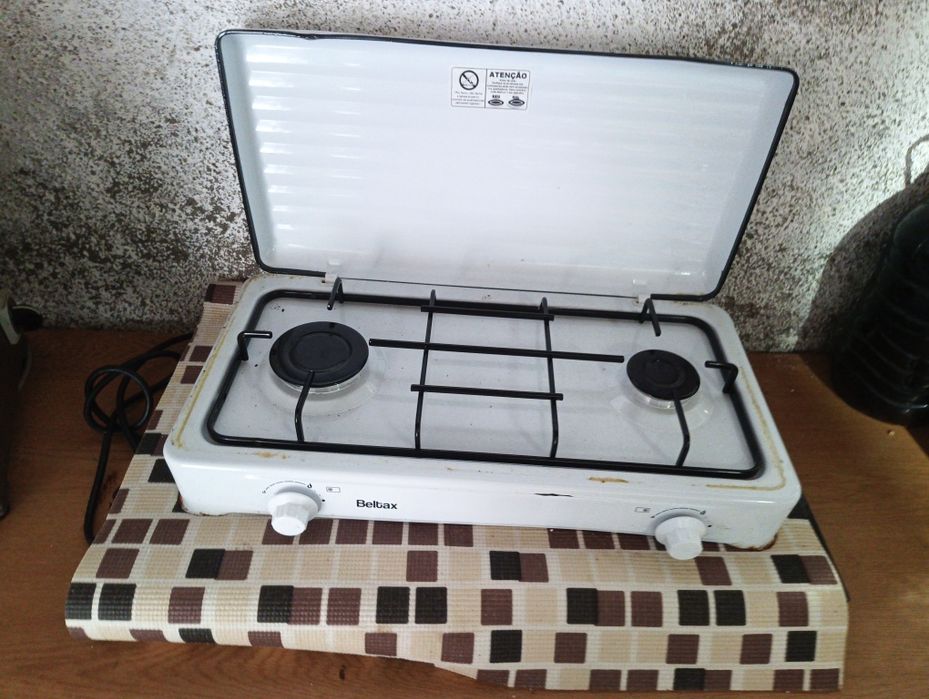 Fogão de dois bicos a gás