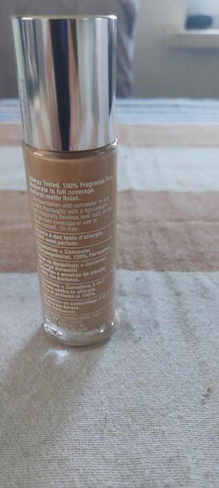 Clinique Beyond Perfecting Silnie kryjący podkład i korektor 07 Cream Chamois 30ml