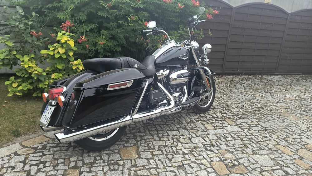Sprzedam Harley - Davidson Road King z 2017 roku Łęczyca • OLX.pl