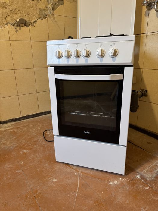 Kuchenka gazowo-elektryczna BEKO –4 palniki