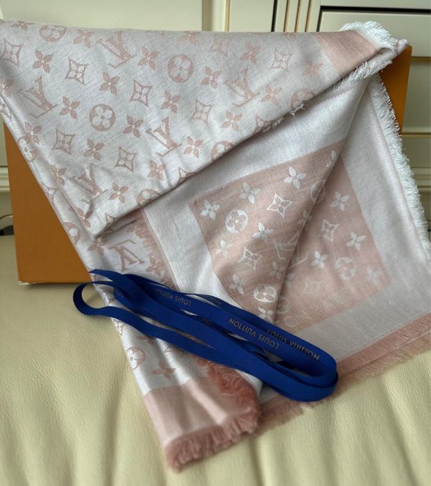 Шаль Louis Vuitton
