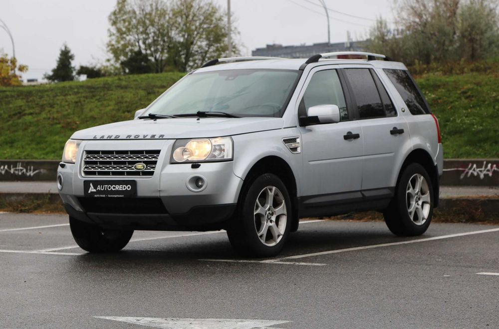 Land Rover Freelander  2010 року
