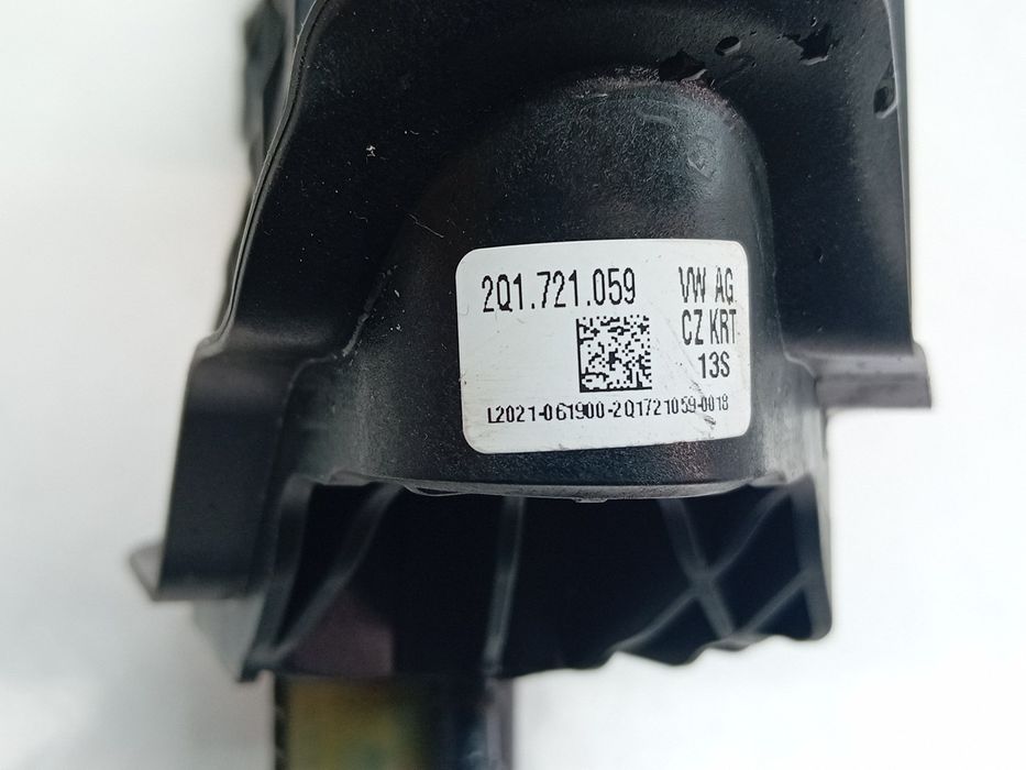 Pedal da embraiagem VOLKSWAGEN Polo (AW1)