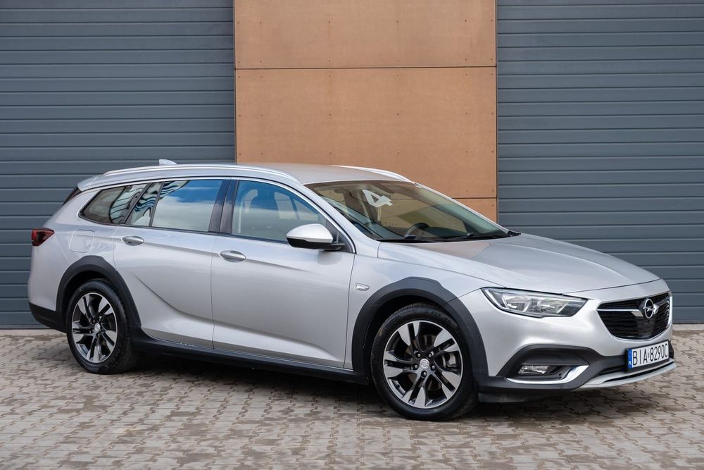 Opel Insignia 2.0T 260 KM 4x4