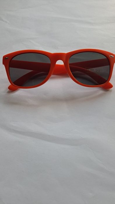 Czerwone okulary przeciwsłoneczne UV400, unisex nowe,