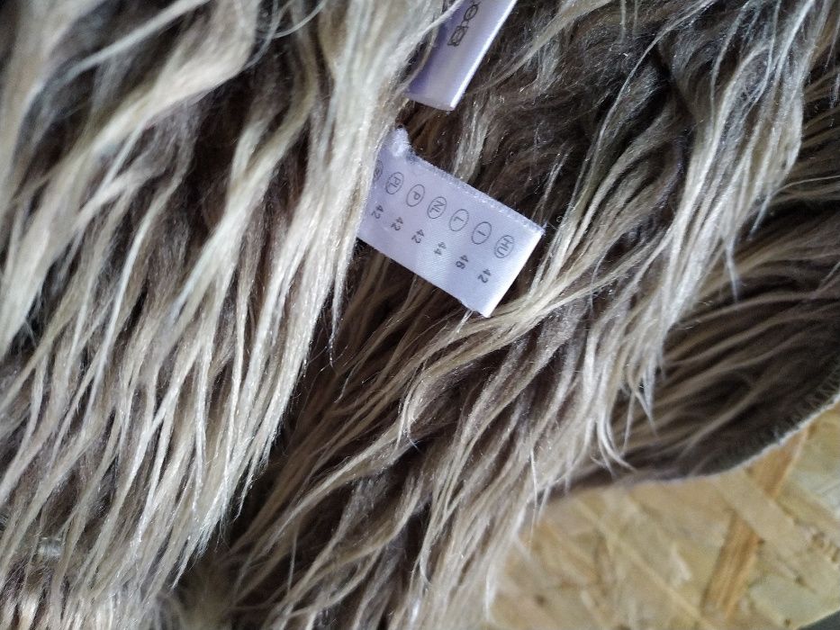 Kożuszk krótki,damski