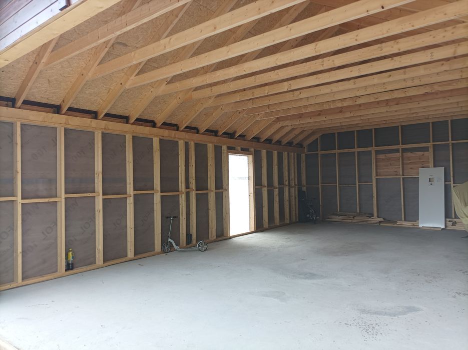 Garaż drewniany, wiata garażowa – solidność i styl w jednym!