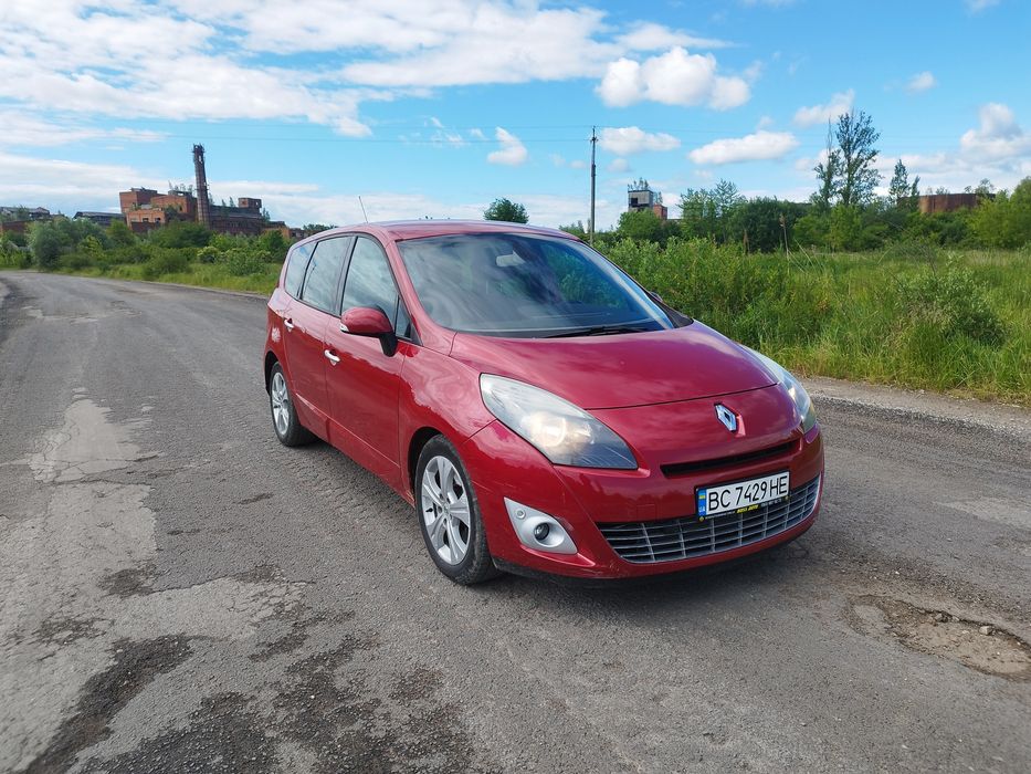 Рено Гранд Сценік автомат