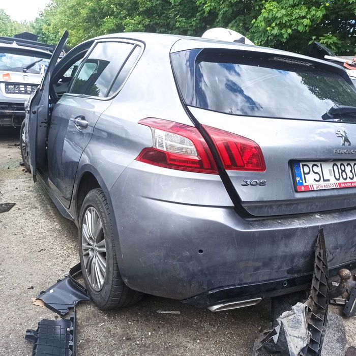 Peugeot 308 GT T9 1.6 Blue HDI DV6FC KCA samochody na części