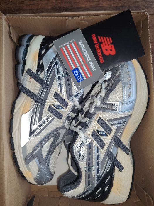 Кросівки New Balance 1906 В НАЯВНОСТІ