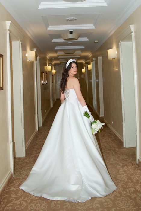 Весільна сукня Bazela