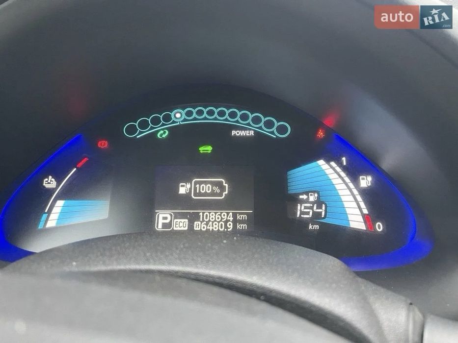 Продам електромобіль Nissan leaf