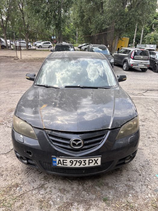 Продам авто Mazda 3 2004, 2 л