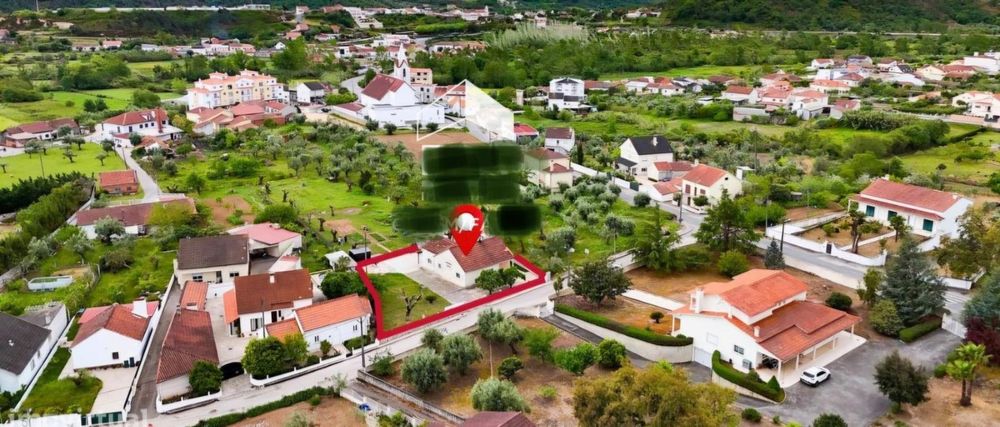 Vende-se Moradia em Caxarias T3