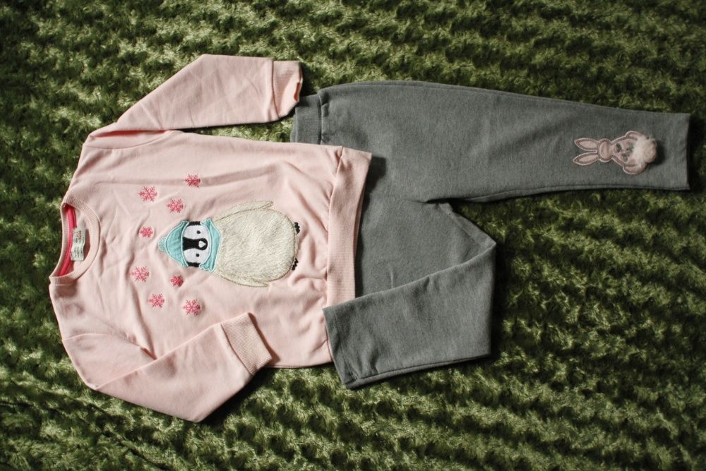 Костюм новогодний брюки,штаны,кофта92-98-104см(2-3-4г.р.)