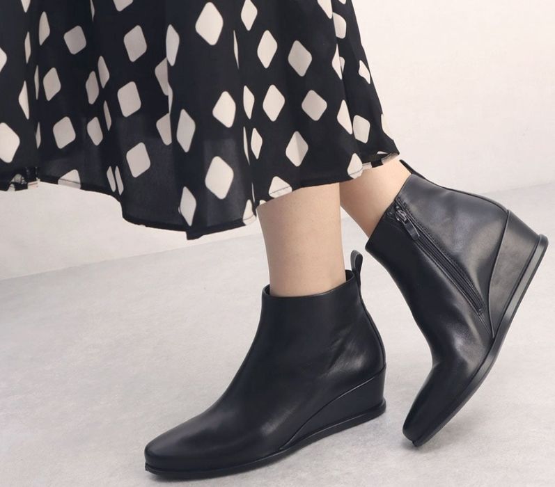 Ботильйони ecco shape 45 wedge / розмір 41 оригінал