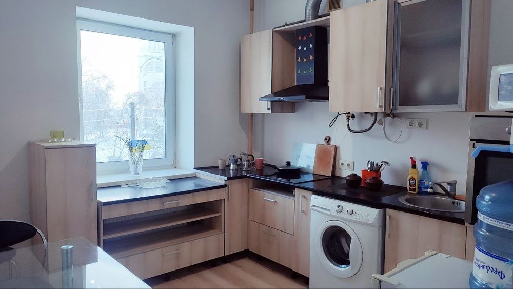 Тривала оренда 1к.квартири в цегляному котеджному будинку