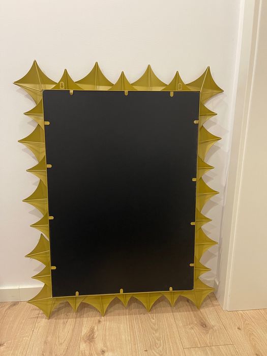 Espelho para cómoda ou sala de estar com estrelas dourado