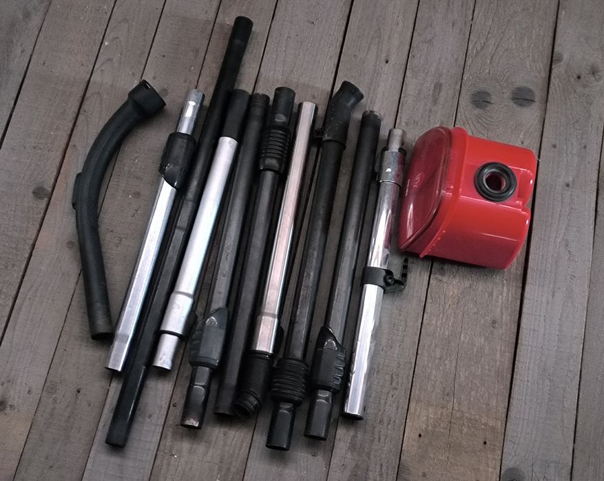 Щітки шланги трубки до пилососа