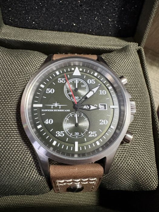 Zegarek AVI-8 Hawker Hurricane
