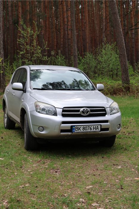 Продаж Toyota Rav 4