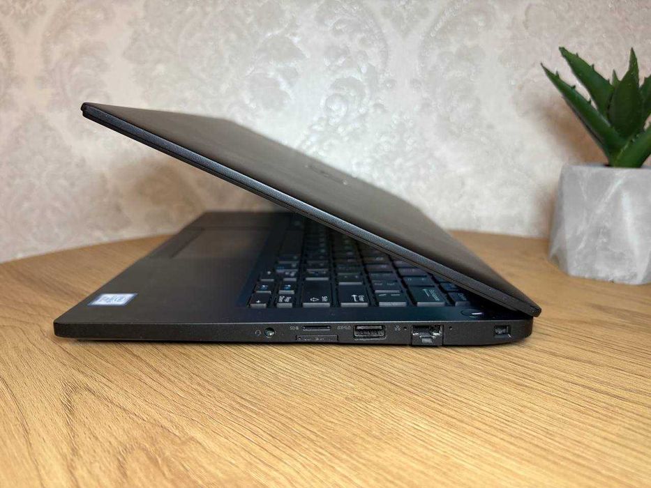 Ноутбук Dell Latitude 7390 13.3"FullHD IPS/i5-8350 8поток/8GB/SSD256GB