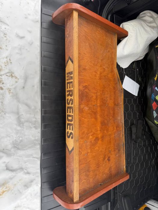 Полочка на торпеду Мерседес