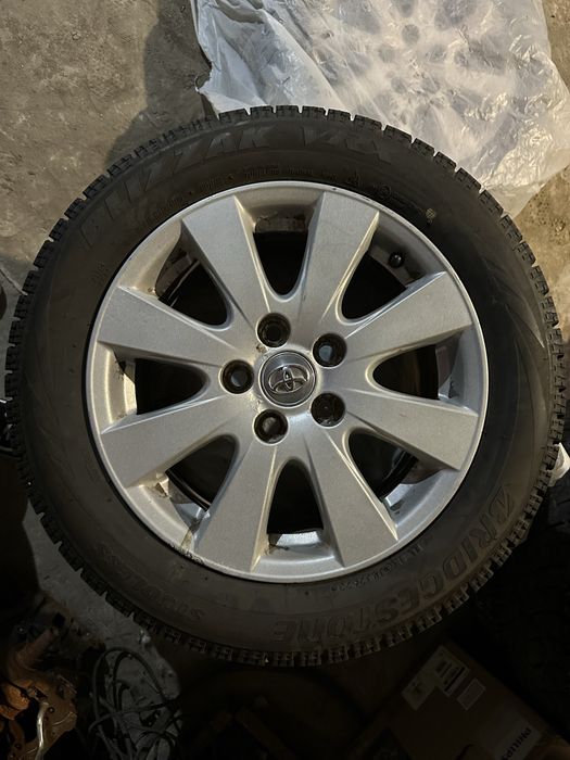 Зимова резина 205/55 р16