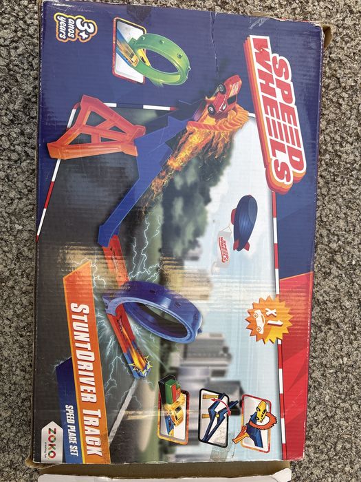 Pista de carro simples +3 anos