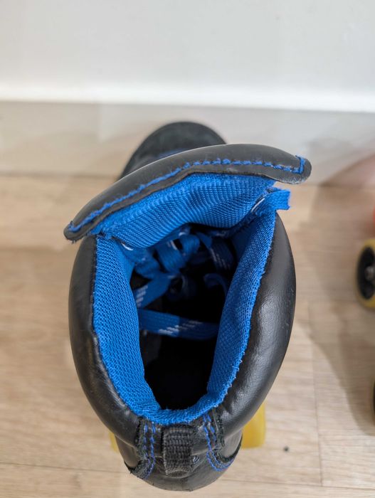 Patins hóquei 35