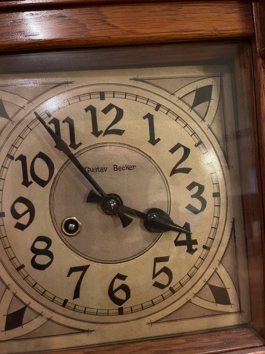 Настінний годинник / настенные часы