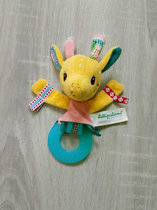 Żyrafa Zia grzechotka z gryzakiem Lilliputiens