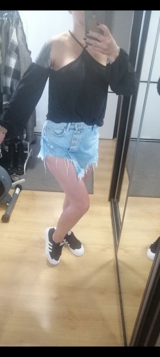 Bluzka hiszpanka odkryte ramiona 36 boohoo