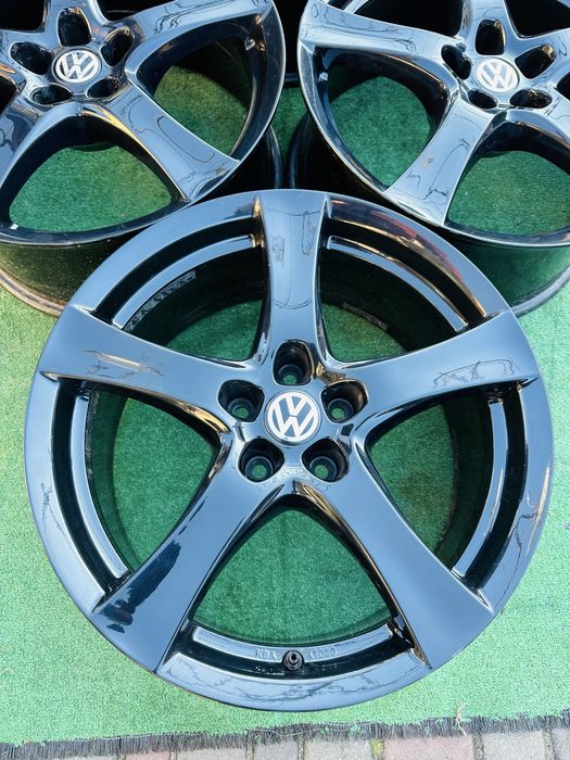 Диски 5/112 R18 VW Skoda Audi 8J ET-35 з датчиками тиску