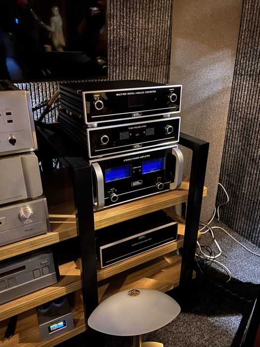 Zestaw High-End końcówka mocy, preamp, dac DSD