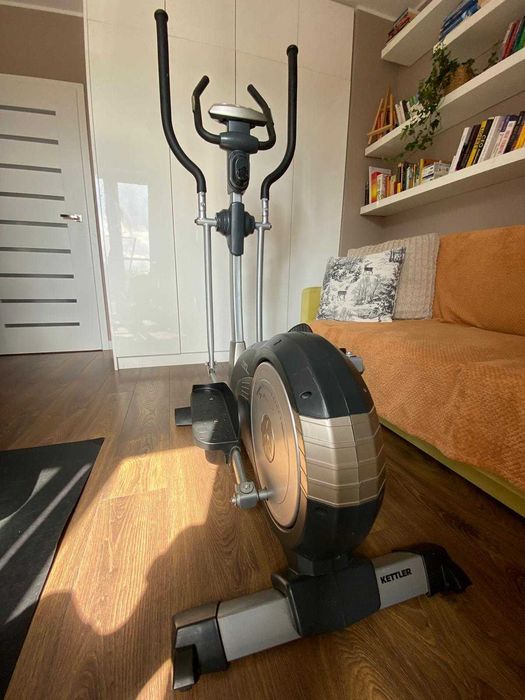 Sprzedam orbitrek Kettler Verso 107 bardzo solidny sprzęt do domowego treningu!