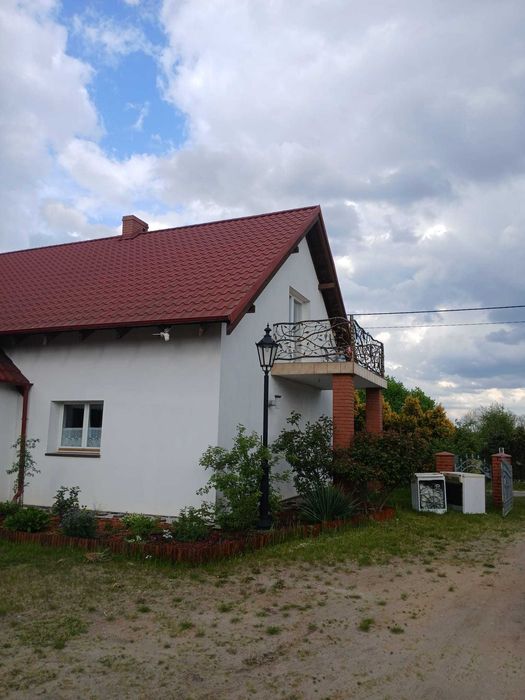Dom jednorodzinny  z działka 10ar