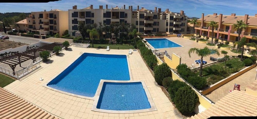 T2 Férias em Vilamoura. Condomínio privado com piscina.