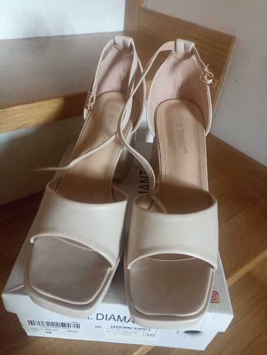 buty czółenka nowe 38