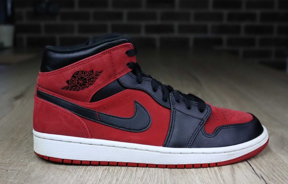Nike Air Jordan 1 Mid męskie skórzane sneakersy 42 ( 26,5 cm)